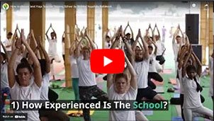  video de formación de profesores de yoga en Rishikesh