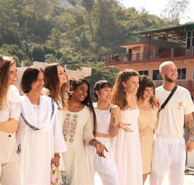 Best Himalayan meditation retreat in Rishikesh, India