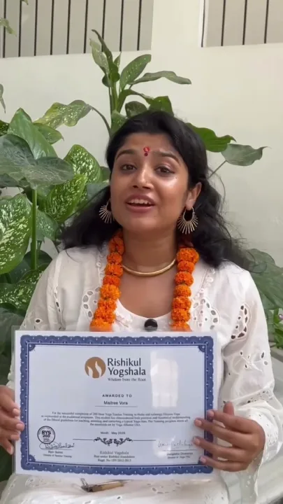 Student sharing her life changing yoga TTC experience in Rishikesh
