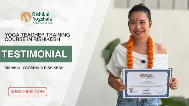 Students sharing their yoga teacher training experience at Rishikul Yogshala Rishikesh